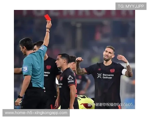 新任主帅 5 天内还未来得及迎来首胜，滕哈赫黯然出局，滕哈格续约