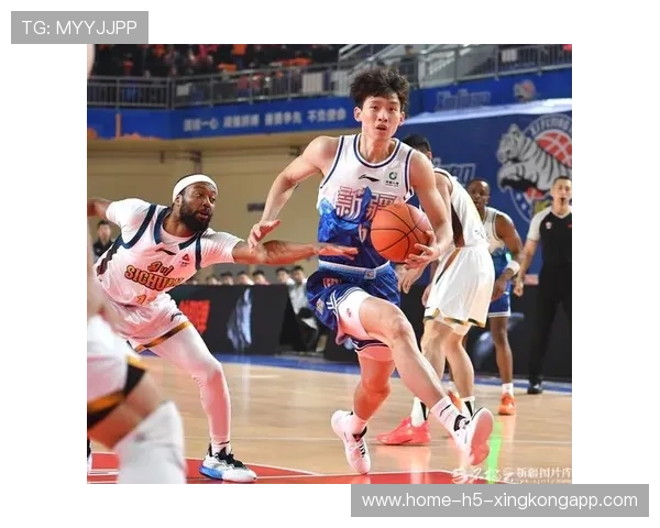 新疆报价内线悍将，2米18巨人或加盟，NBL场均18+12实力强劲，新疆男篮2米26