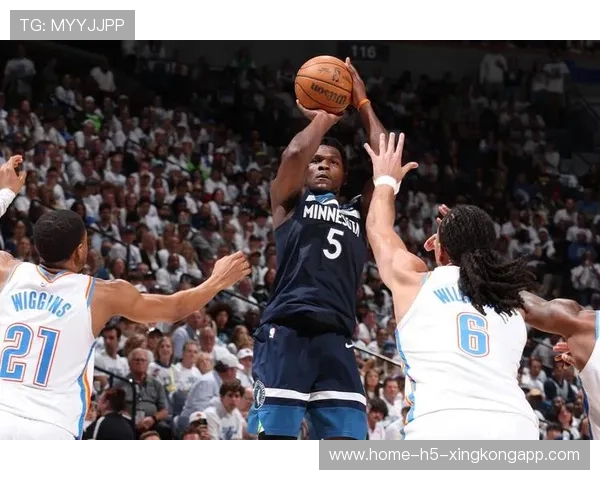 森林狼防守效率联盟第一，戈贝尔作用突出，戈贝尔是蓝领球员吗